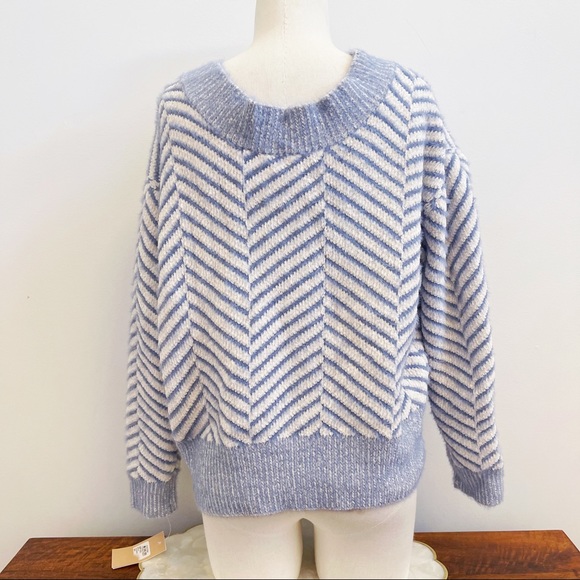 Frnch Paris Blue White Chevron Chenille Cardigan - Picture 4 of 13